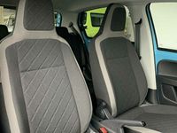Gebraucht VW e-up! 61 kW (83 PS) 2022 Blau / tealblue zweifarbig / uni Kleinwagen