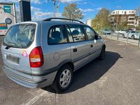 Gebraucht Opel Zafira Selection 125 PS (91 kW) 2002 Grau Van / Kleinbus