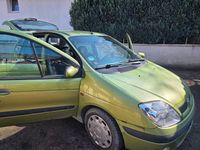 Gebraucht Renault Scénic 107 PS (78 kW) 2000 Grün Van / Kleinbus
