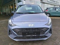 Neu Hyundai i10 Select 63 PS (46 kW) 2025 Rot Kleinwagen