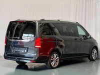 Gebraucht Mercedes V220 Avantgarde 237 PS (174 kW) 2022 Grau Van / Kleinbus