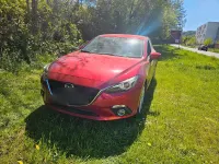 Używany Mazda 3 150 KM (110 kW) 2016 Sedan/Limuzyna