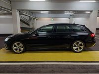 Gebraucht Audi A4 S-Line 204 PS (150 kW) 2021 Mythosschwarz Kombi