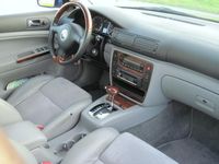 Gebraucht VW Passat 204 PS (150 kW) 2001 Blau metallic Limousine