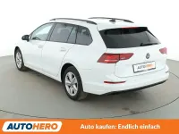 Gebraucht VW Golf VIII Life 116 PS (85 kW) 2024 Weiß Kombi
