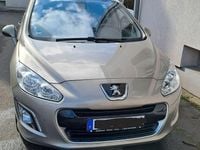 Gebraucht Peugeot 308 SW Platinum 156 PS (114 kW) 2011 Grau Kombi