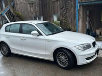 Gebraucht BMW 116 122 PS (89 kW) 2009 Weiß Kleinwagen