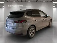 Gebraucht BMW 220 150 PS (110 kW) 2025 Grau Van / Kleinbus