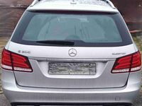Gebraucht Mercedes E200 Avantgarde 136 PS (100 kW) 2016 Silber Kombi