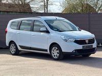Gebraucht Dacia Lodgy Lauréate 90 PS (66 kW) 2012 Weiß Van / Kleinbus