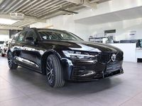Gebraucht Volvo V60 Plus 398 PS (292 kW) 2023 Onyx black / metallic Kombi
