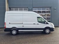 Gebraucht Ford Transit Trend 170 PS (125 kW) 2021 Frozen white Limousine