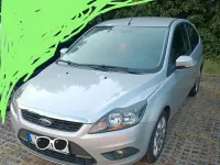 Usata Ford Focus 100 CV (73 kW) 2010 Argento Utilitaria