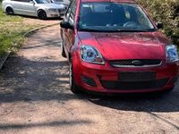 Gebraucht Ford Fiesta 80 PS (58 kW) 2007 Rot Kleinwagen