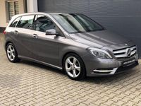 Gebraucht Mercedes B220 184 PS (135 kW) 2014 Grau Kleinwagen
