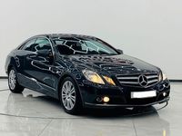 Gebraucht Mercedes E200 184 PS (135 kW) 2010 Schwarz Coupé