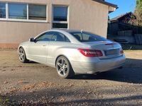 Gebraucht Mercedes E350 231 PS (169 kW) 2009 Silber Coupé