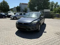 Gebraucht Ford Focus 101 PS (74 kW) 2009 Grau Limousine