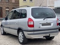 gebraucht Opel Zafira 2.2 7 Sitzer / Klimaautomatik / E.Fenster