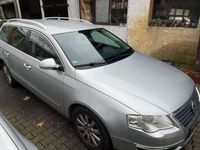 gebraucht VW Passat Variant Highline/AUTOMATIK/XENON/NAVI/AHK