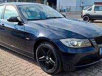 Gebraucht BMW 320 150 PS (110 kW) 2005 Blau Limousine