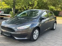Gebraucht Ford Focus 101 PS (74 kW) 2016 Grau Limousine