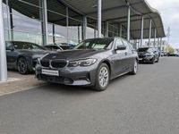 Gebraucht BMW 330e Sport Line 292 PS (214 kW) 2022 Grau Kombi