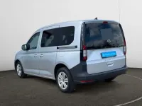 Używany VW Caddy Basis 102 KM (75 kW) 2021 Srebrny Minivan