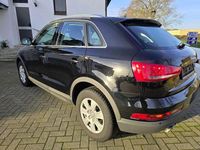 Gebraucht Audi Q3 Basis 150 PS (110 kW) 2017 Schwarz (brillantschwarz) SUV