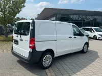 Gebraucht Mercedes Vito 136 PS (100 kW) 2024 Arktikweiß Van
