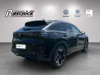 Neu VW T-Roc R-line 150 PS (110 kW) 2026 Grenadillschwarz SUV
