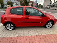 Gebraucht Renault Clio III 75 PS (55 kW) 2006 Rot Kleinwagen