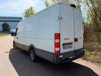 Second-hand Iveco Daily 127 CP (93 kW) 2011 Alb Berlinǎ