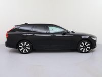 Second-hand Volvo V90 Plus 398 CP (292 kW) 2025 Negru Break