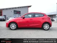 Gebraucht Mazda 2 Center-Line 75 PS (55 kW) 2016 Rot Limousine