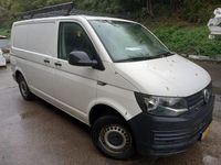Gebraucht VW Transporter 102 PS (75 kW) 2019 Weiß Van
