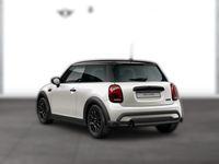 Gebraucht Mini Cooper Classic 136 PS (100 kW) 2024 Weiß Kleinwagen