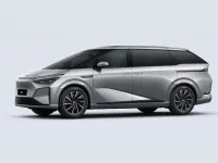 Neu XPENG X9 235 kW (320 PS) 2026 Silber frost silver Van / Kleinbus