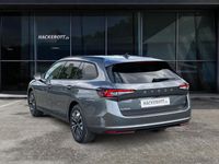 Neu Skoda Superb Selection 204 PS (150 kW) 2025 Grau Kombi