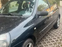 Gebraucht Renault Clio II 75 PS (55 kW) 2003 Schwarz Kleinwagen