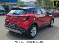 Gebraucht Renault Captur Equilibre 91 PS (66 kW) 2023 Rot SUV