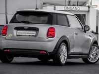 Gebraucht Mini Cooper SE Classic 135 kW (184 PS) 2023 Weiß Kleinwagen