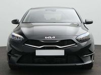 Gebraucht Kia Ceed 140 PS (102 kW) 2025 Schwarz Kleinwagen