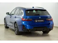 Gebraucht BMW 330e M Sport 292 PS (214 kW) 2022 Portimao blau m (metallic) Kombi