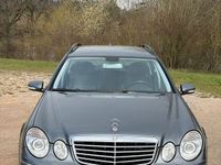 Gebraucht Mercedes E200 Avantgarde 184 PS (135 kW) 2007 Grau Kombi