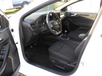 Gebraucht Ford Focus ST-Line 125 PS (91 kW) 2022 Weiß Limousine