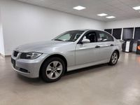 Gebraucht BMW 318 129 PS (94 kW) 2006 Silber Limousine