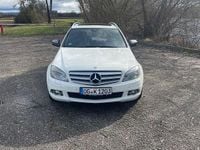 Gebraucht Mercedes C320 Avantgarde 224 PS (164 kW) 2008 Weiß Kombi