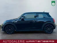 Gebraucht Mini Cooper SE 135 kW (184 PS) 2020 Midnight black metallic Kleinwagen