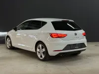Używany Seat Leon FR 150 KM (110 kW) 2020 Biały Sedan/Limuzyna